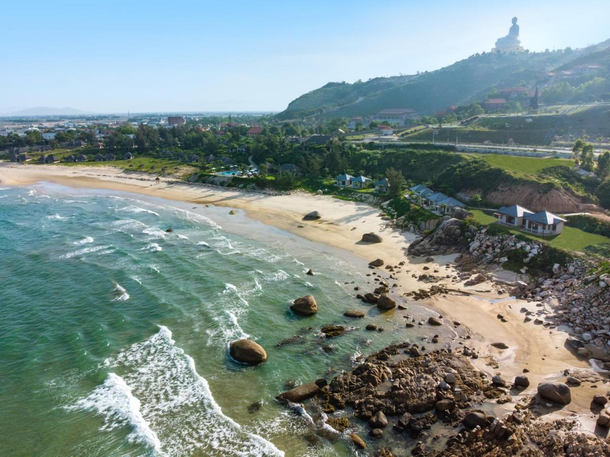 Crown Retreat Quy Nhon Resort Extérieur photo