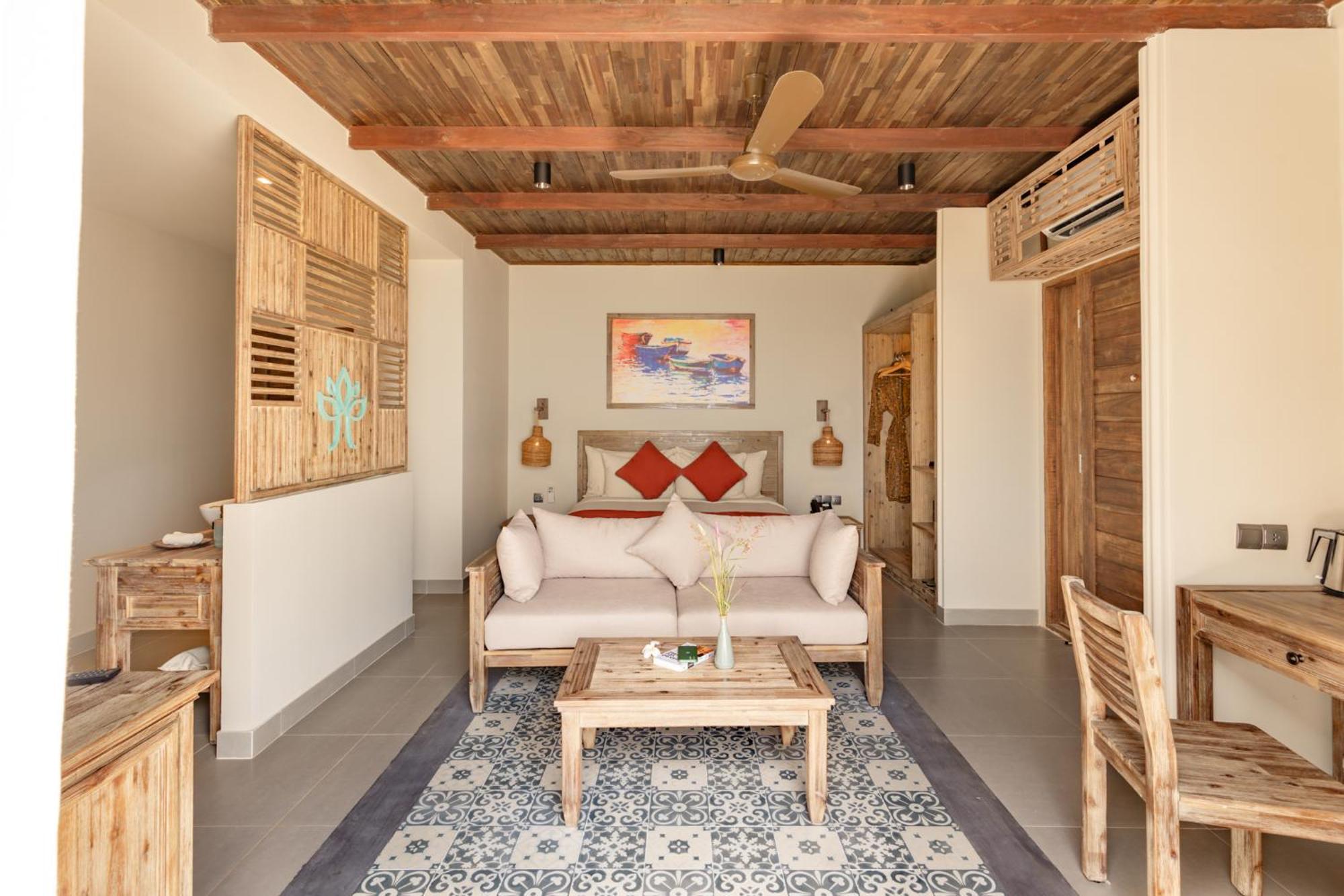 Crown Retreat Quy Nhon Resort Extérieur photo